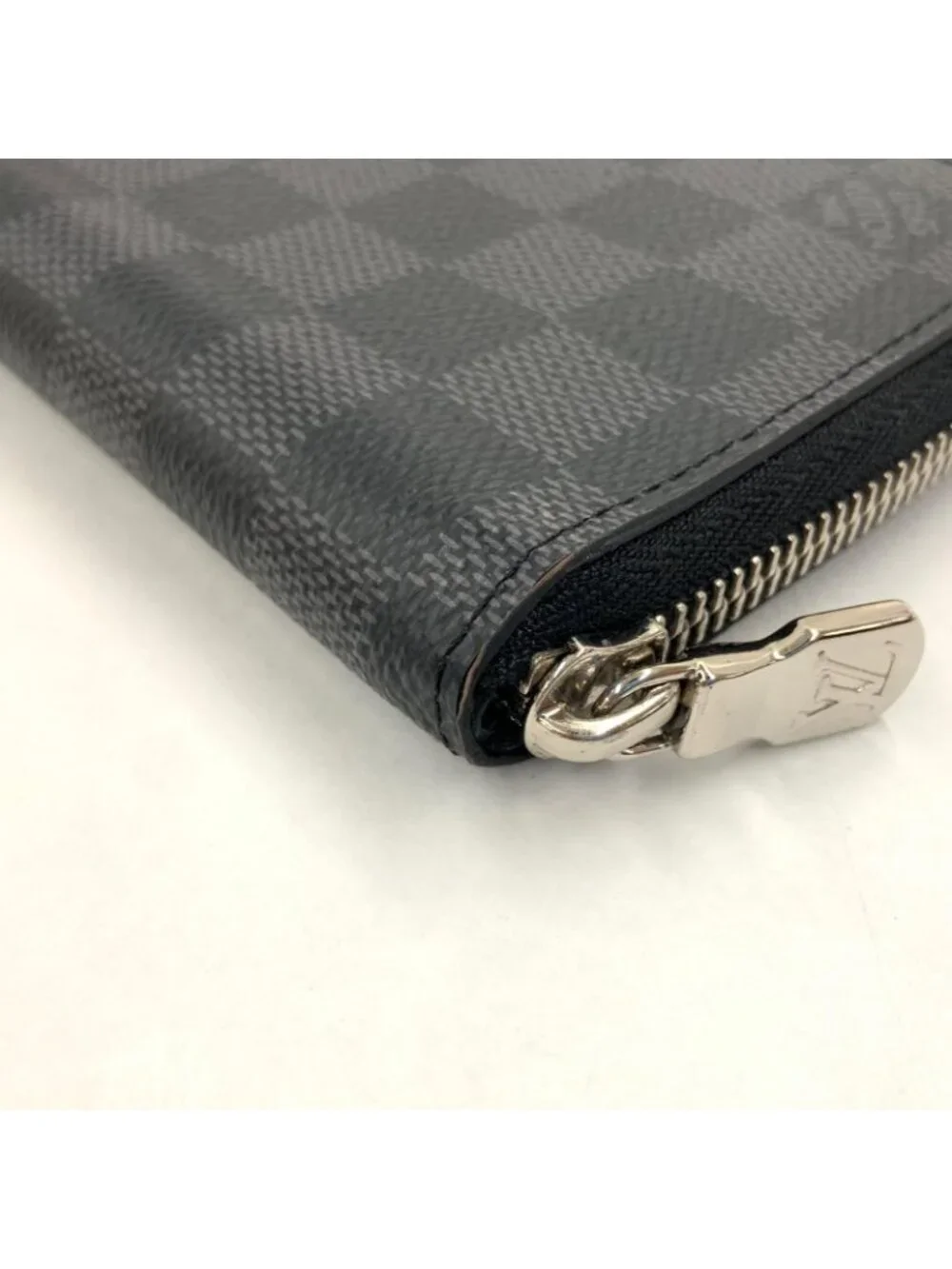 Louis Vuitton Damier Graphite Zippy Wallet Vertical Zip Around Black